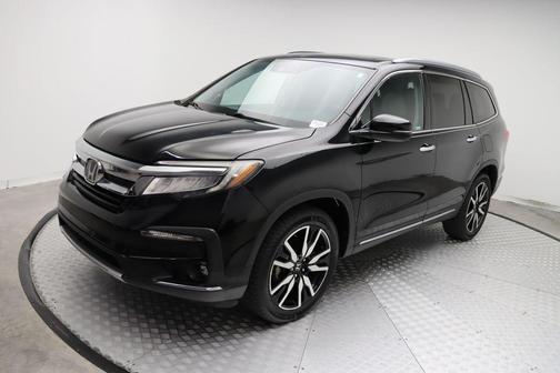 2019 Honda Pilot Touring 8-Passenger