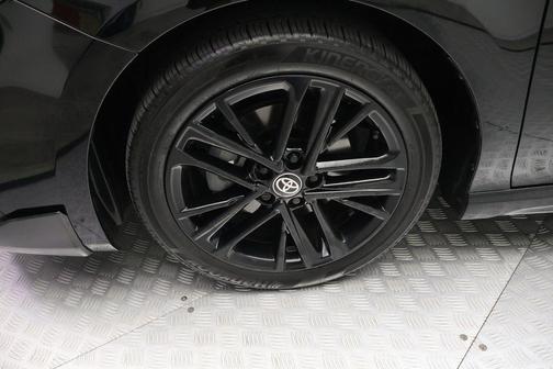 Midnight Black Metallic 2025 Toyota Camry SE