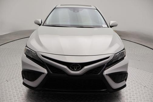 Ice Edge 2024 Toyota Camry SE