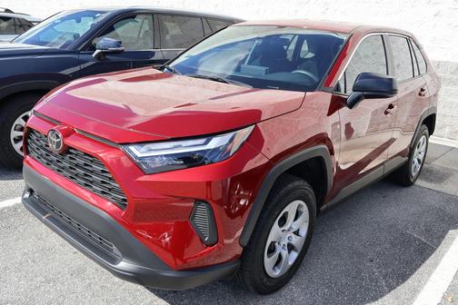 2025 Toyota RAV4 LE