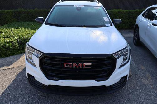 Summit White 2023 GMC Terrain SLT