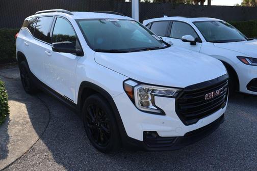Summit White 2023 GMC Terrain SLT