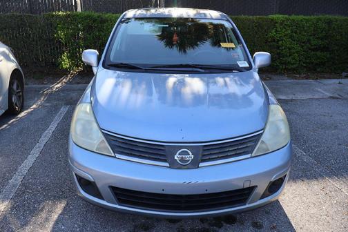 2009 Nissan Versa 1.8 SL