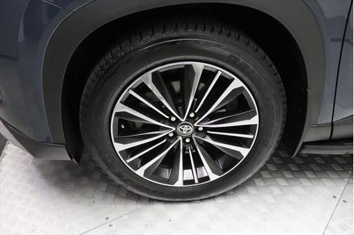 2024 Toyota Grand Highlander Hybrid Limited MAX