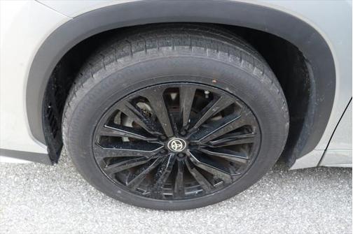 2024 Toyota Highlander XSE