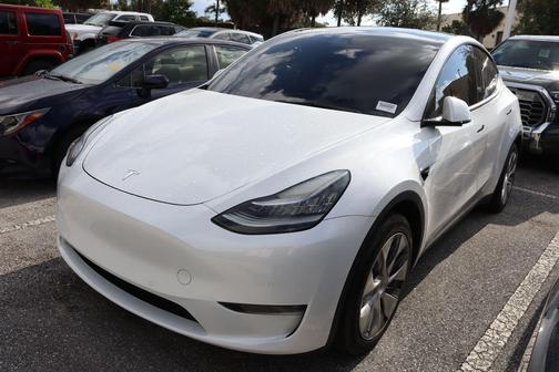 2022 Tesla Model Y Long Range Dual Motor All-Wheel Drive
