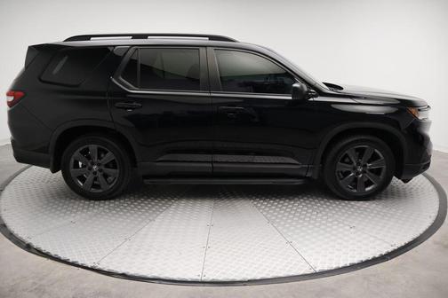 Crystal Black Pearl 2023 Honda Pilot AWD Sport