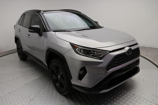 2021 Toyota RAV4 Hybrid SE