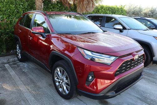 2023 Toyota RAV4 XLE Premium