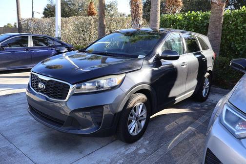 2019 Kia Sorento LX