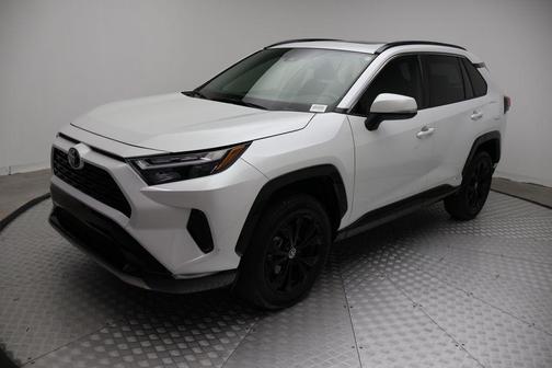 2025 Toyota RAV4 Hybrid SE