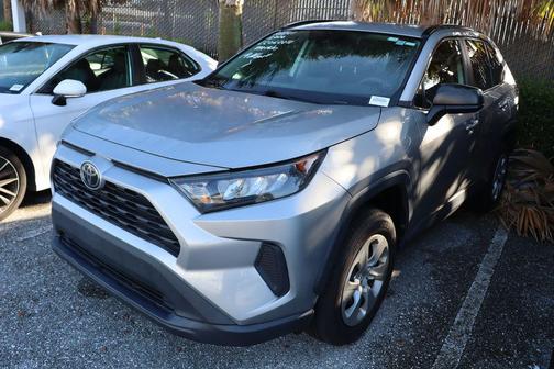 2020 Toyota RAV4 LE