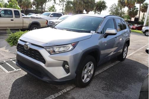 2021 Toyota RAV4 XLE