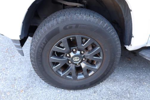 2020 Toyota Tacoma SR5