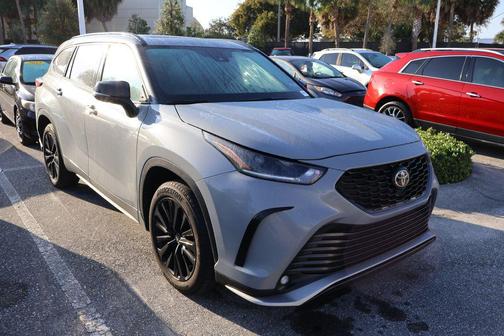 2025 Toyota Highlander XSE