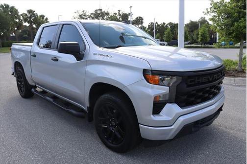 2022 Chevrolet Silverado 1500 Custom
