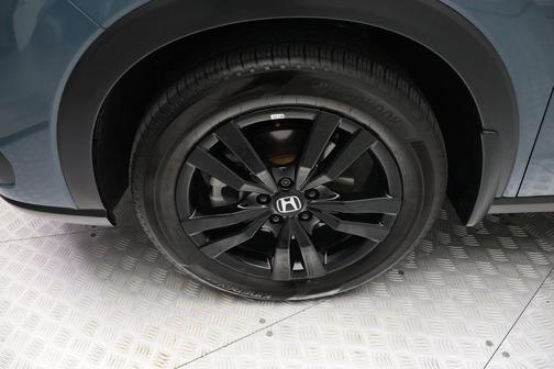 Pearl 2026 Honda HR-V 2WD Sport