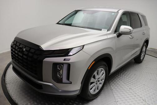 2025 Hyundai PALISADE SE