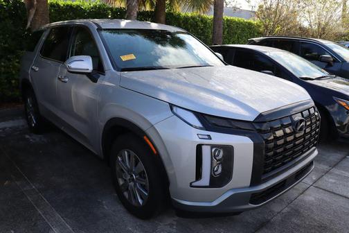 2025 Hyundai PALISADE SE