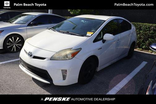 Super White 2014 Toyota Prius Three