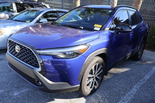 2025 Toyota Corolla Cross XLE