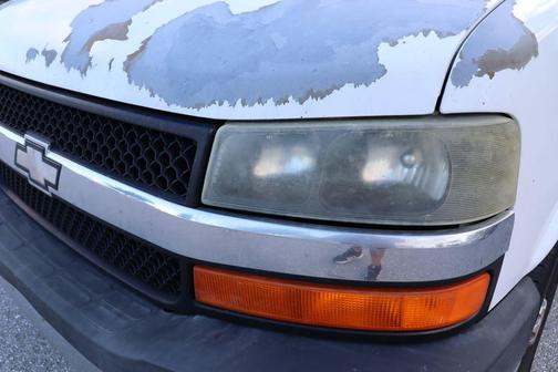 2009 Chevrolet Express 2500 Base