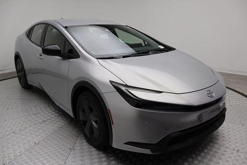 2023 Toyota Prius LE