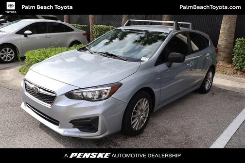 Ice Silver Metallic 2018 Subaru Impreza 2.0i