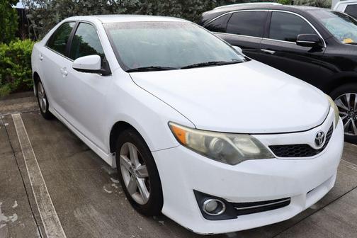 2013 Toyota Camry SE