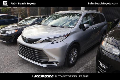 2022 Toyota Sienna Limited