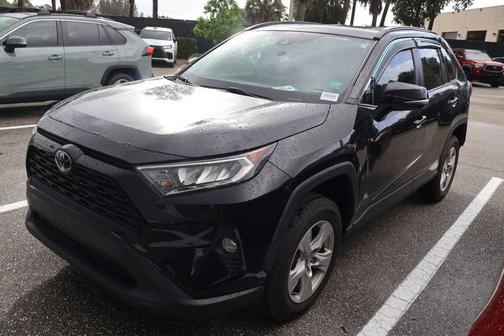 Midnight Black Metallic 2020 Toyota RAV4 XLE