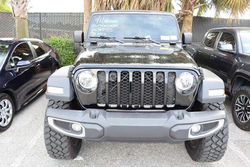 2023 Jeep Gladiator Sport