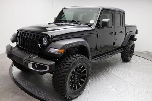 2023 Jeep Gladiator Sport