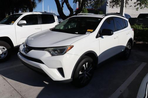 2018 Toyota RAV4 LE