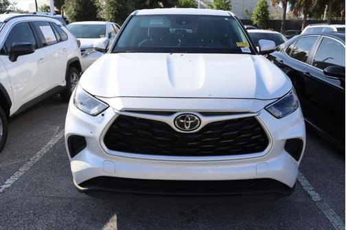 2022 Toyota Highlander L
