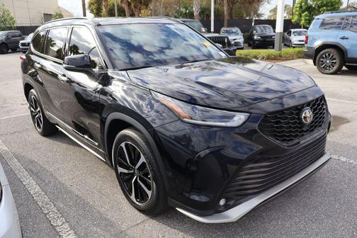 2022 Toyota Highlander XSE