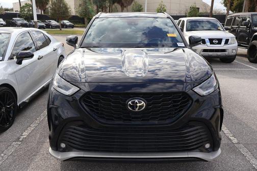 2022 Toyota Highlander XSE