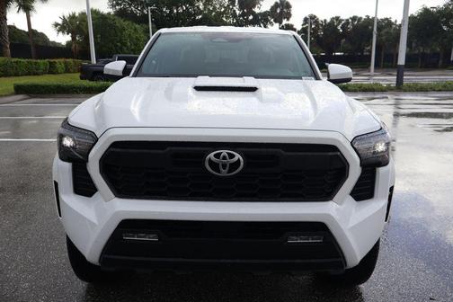 Ice Cap 2025 Toyota Tacoma Hybrid TRD Sport