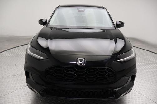 Crystal Black Pearl 2024 Honda HR-V LX