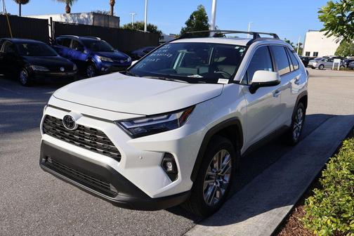 2025 Toyota RAV4 XLE Premium