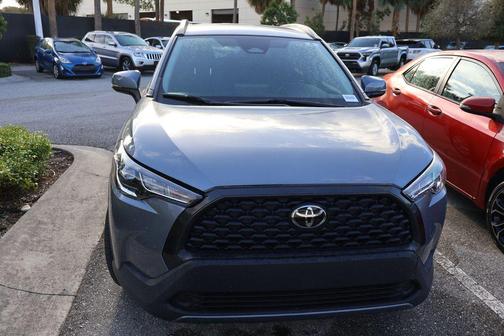 2023 Toyota Corolla Cross LE