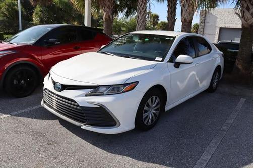 2022 Toyota Camry LE