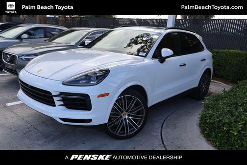 White 2023 Porsche Cayenne S