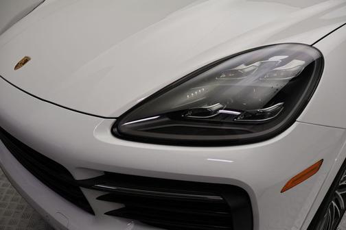 White 2023 Porsche Cayenne S