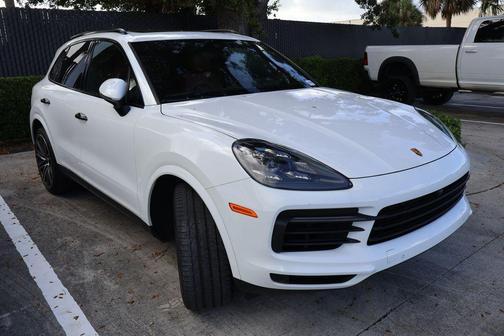 White 2023 Porsche Cayenne S