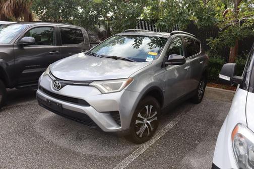 2016 Toyota RAV4 LE