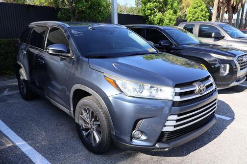 Shoreline Blue Pearl 2019 Toyota Highlander XLE