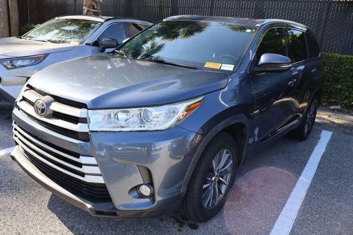 Shoreline Blue Pearl 2019 Toyota Highlander XLE