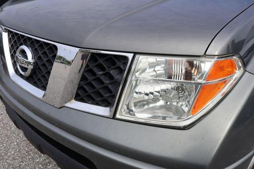 Storm Gray 2006 Nissan Frontier SE Crew Cab