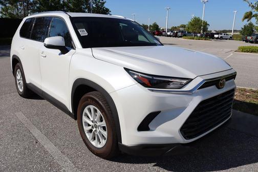 2025 Toyota Grand Highlander XLE